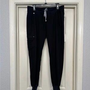 Fig Zamora black size medium scrub pants